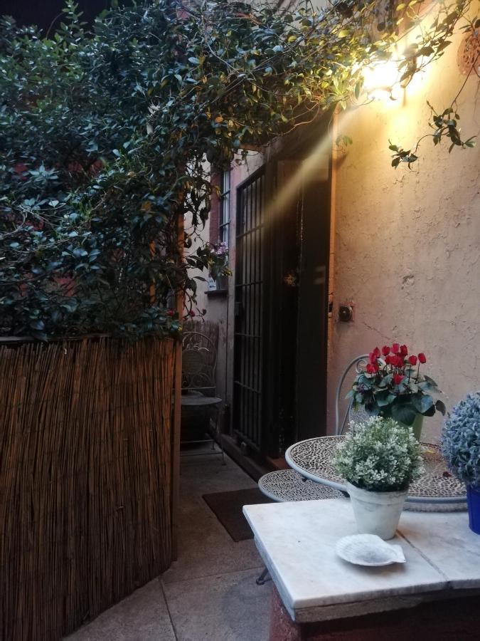Apartments Campo De Fiori Roma Exterior foto